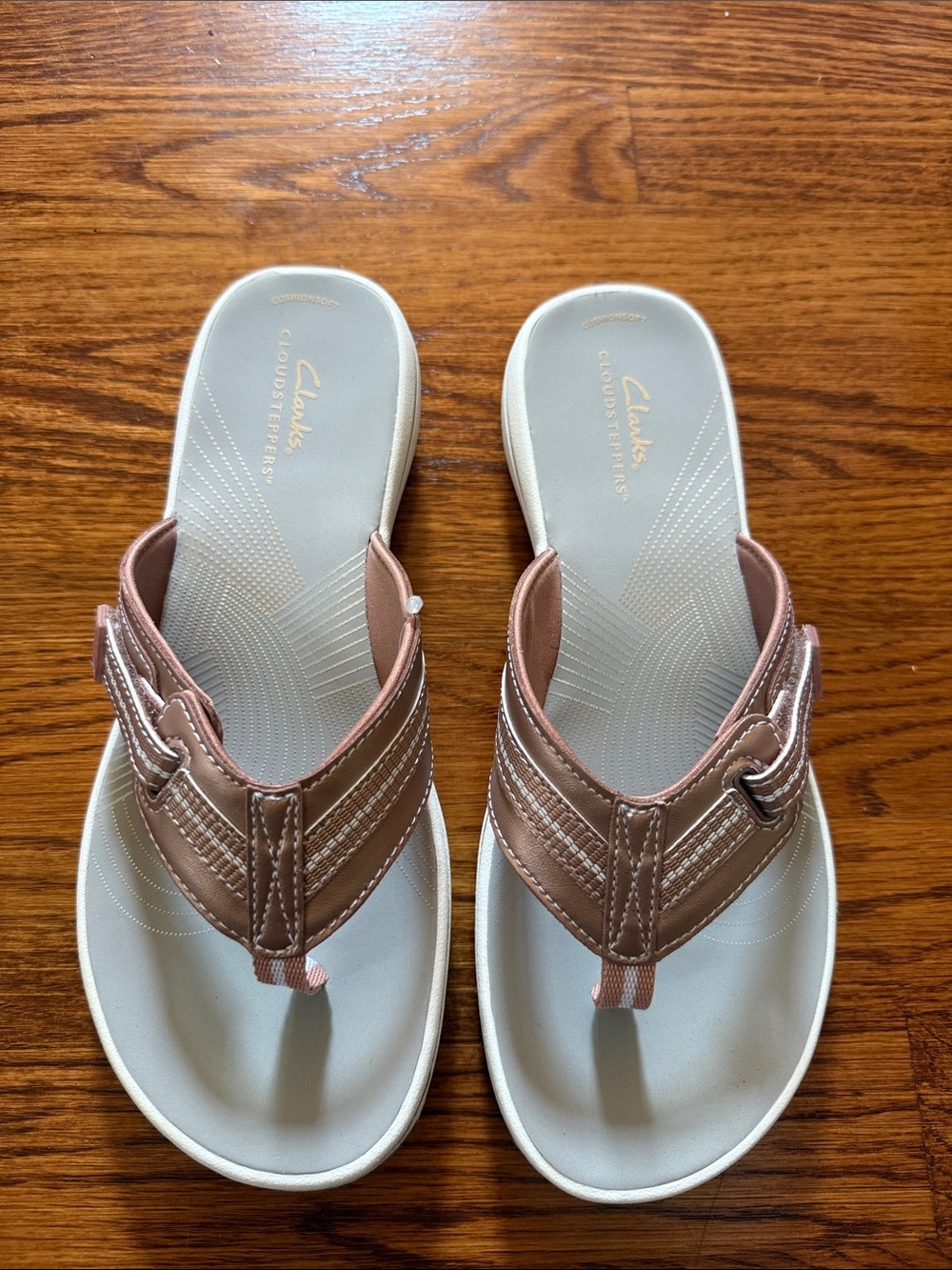 Clarks Women's Rose Gold Slide Sandals with Cushioned Footbed